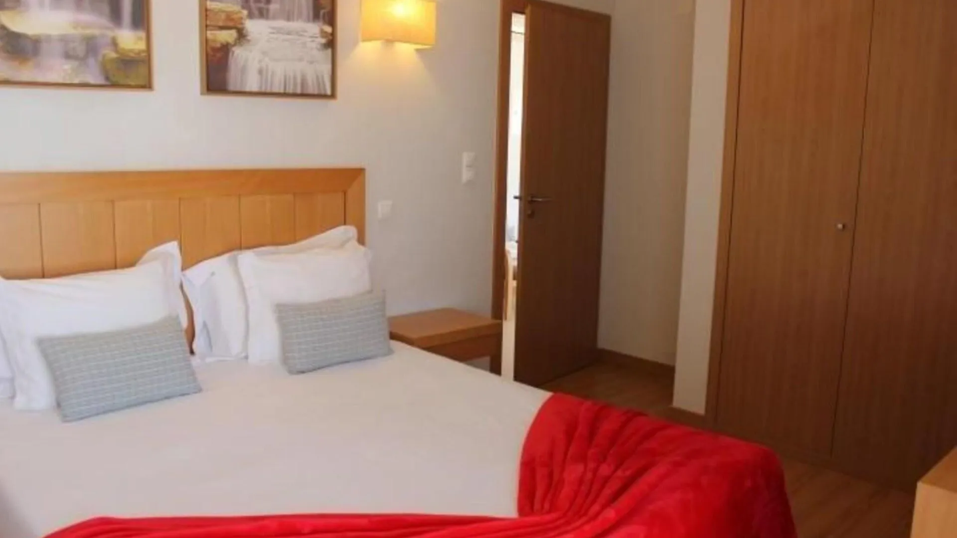 ****  Vicentina Hotel ألخيزور البرتغال